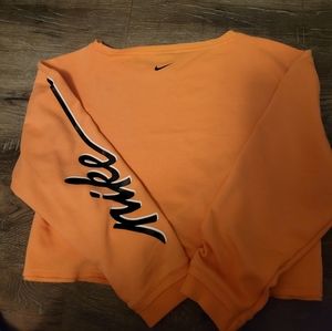 Nike crop sweatshirt  size xs.  new never worn